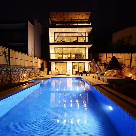 Hilal Kalkan