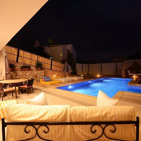 Hilal Kalkan